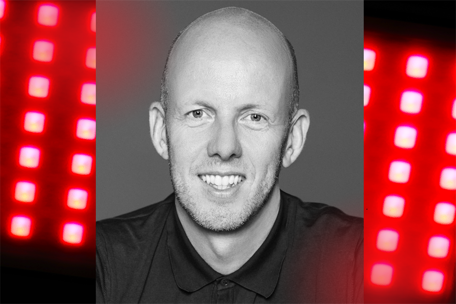 Headshot of Arjan Dijk.